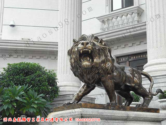 大型銅獅子