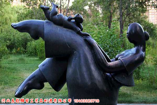 現(xiàn)代廣場(chǎng)雕塑